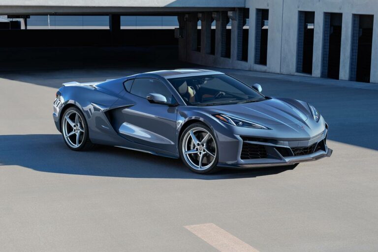 2026 Chevrolet Corvette E-Ray Convertible: Unveiling the Pinnacle of Automotive Performance