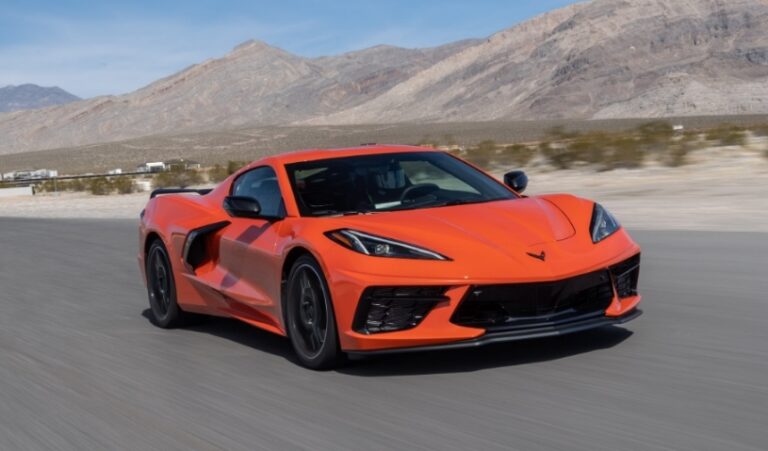 2027 Chevy Corvette Stingray Coupe Pictures